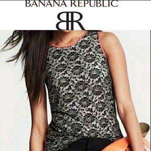 Banana Republic floral lace key hole tank top 4